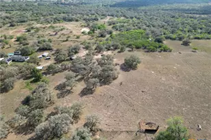 389 Hausmann Rd, Cuero, TX 77954 - Photo 20