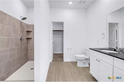 8904 James Bowie, Seguin, TX 78155 - Photo 20