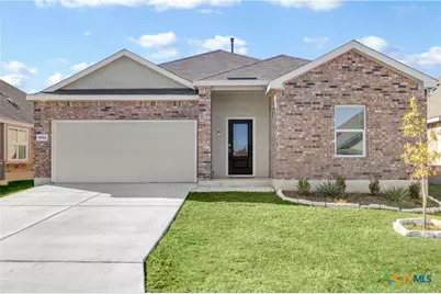 8904 James Bowie, Seguin, TX 78155 - Photo 2