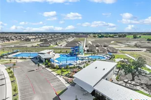 8904 James Bowie, Seguin, TX 78155 - Photo 6