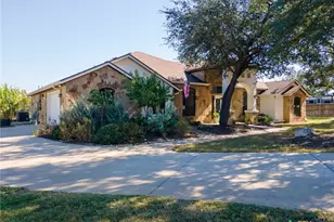 258 Canaan Dr, Belton, TX 76513 - Photo 2