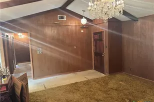 105 Pecan Dr, Victoria, TX 77905 - Photo 4