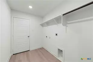 410 University Ave, Troy, TX 76579 - Photo 8