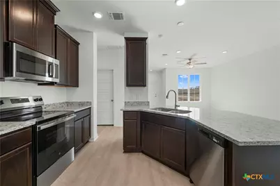 410 University Avenue, Troy, TX 76579 - Photo 20