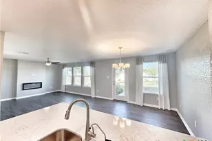 108 Bass Ln, New Braunfels, TX 78130 - Photo 8