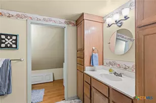 364 N Blackburn Ave, Port Lavaca, TX 77979 - Photo 14