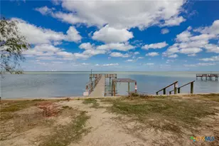 364 N Blackburn Ave, Port Lavaca, TX 77979 - Photo 30