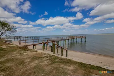 364 N Blackburn Avenue, Port Lavaca, TX 77979 - Photo 28