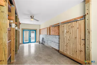 364 N Blackburn Avenue, Port Lavaca, TX 77979 - Photo 22