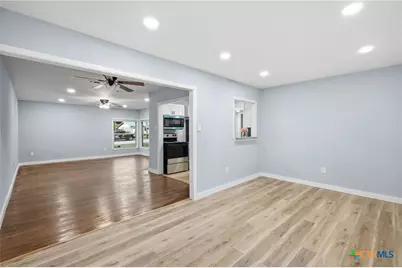 534 Cicero Drive, San Antonio, TX 78218 - Photo 12