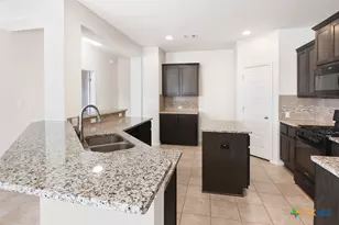 105 Leather Oak Loop, San Marcos, TX 78666 - Photo 10