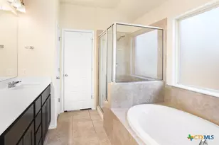 105 Leather Oak Loop, San Marcos, TX 78666 - Photo 18