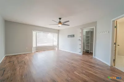 702 Brookhollow Drive, Port Lavaca, TX 77979 - Photo 6