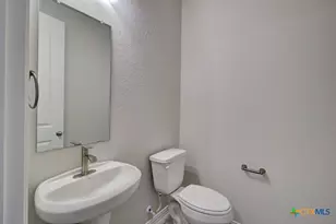 1307 Red Fox, New Braunfels, TX 78132 - Photo 14