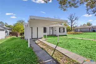 811 N 6th St, Temple, TX 76501 - Photo 4