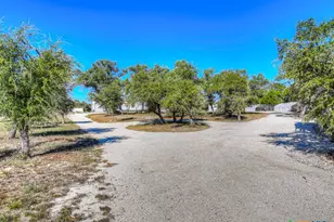 270 Lakewood Ct, Canyon Lake, TX 78133 - Photo 30