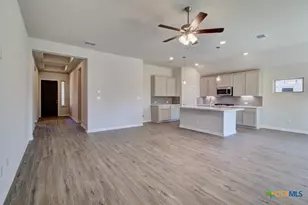 2027 Stephanie Ave, New Braunfels, TX 78132 - Photo 16