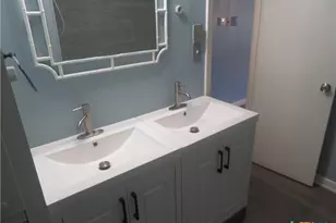 508 Wilson, Edna, TX 77957 - Photo 10