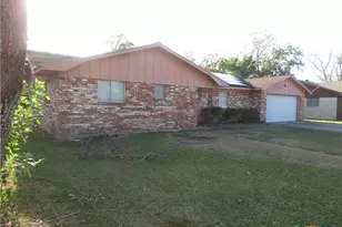 508 Wilson, Edna, TX 77957 - Photo 6