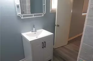 508 Wilson, Edna, TX 77957 - Photo 14