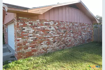 508 Wilson, Edna, TX 77957 - Photo 2