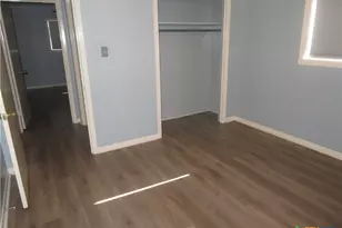 508 Wilson, Edna, TX 77957 - Photo 16