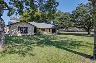 307 US Hwy 87, Stockdale, TX 78160 - Photo 4