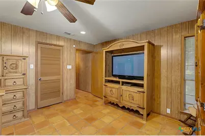 307 US Highway 87, Stockdale, TX 78160 - Photo 20