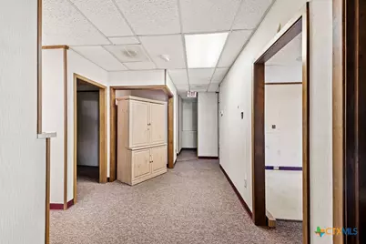 715 W Hopkins Street #101, San Marcos, TX 78666 - Photo 18