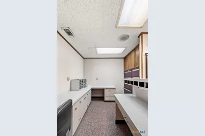 715 W Hopkins Street #101, San Marcos, TX 78666 - Photo 24