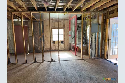 587 Guadalupe River Drive, Tivoli, TX 77990 - Photo 10