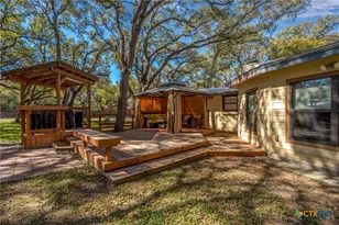 102 Zornia Dr, San Antonio, TX 78213 - Photo 2