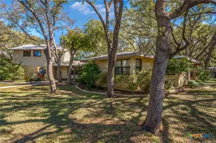 102 Zornia Dr, San Antonio, TX 78213 - Photo 4