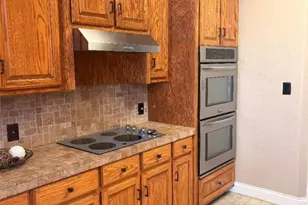 116 Northampton Cir, Victoria, TX 77904 - Photo 6