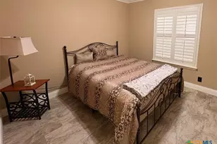 116 Northampton Cir, Victoria, TX 77904 - Photo 10