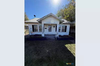 818 E Titus, Mexia, TX 76667 - Photo 1