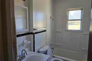 1004 S 2nd St, Killeen, TX 76541 - Photo 14