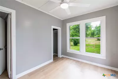 716 E Avenue A, Temple, TX 76501 - Photo 8