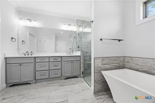 10317 Fallen Leaf Dr, Waco, TX 76712 - Photo 24