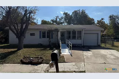 803 Sandy Court, Copperas Cove, TX 76522 - Photo 2