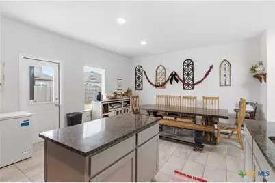 305 Tims Way, Seguin, TX 78155 - Photo 12