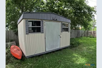 119 Runnels Street, Port Lavaca, TX 77979 - Photo 4