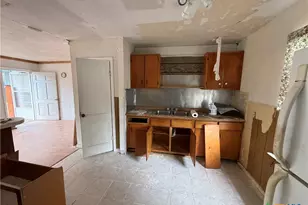 119 Runnels St, Port Lavaca, TX 77979 - Photo 6