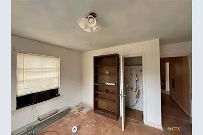 119 Runnels Street, Port Lavaca, TX 77979 - Photo 12