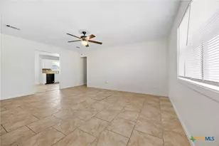 3105 Thoroughbred Dr, Killeen, TX 76549 - Photo 4