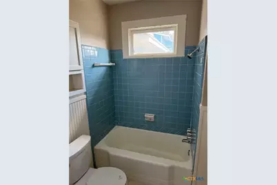 606 W Forrest Street, Victoria, TX 77901 - Photo 10