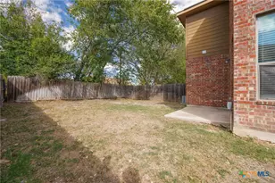 1011 Brown Rock Dr, New Braunfels, TX 78130 - Photo 18