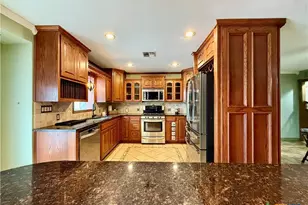 20 Hambleton Rd, Victoria, TX 77905 - Photo 8