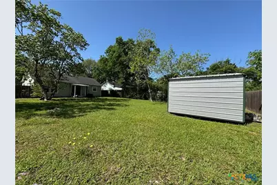 1308 E Park Avenue, Victoria, TX 77901 - Photo 22