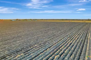 5629 US-59, Edna, TX 77957 - Photo 6